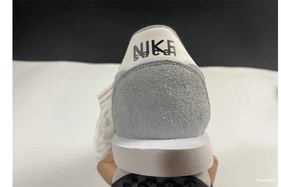 LD Fragment Grey Waffle DH2684-001 Nike sacai SF 0904